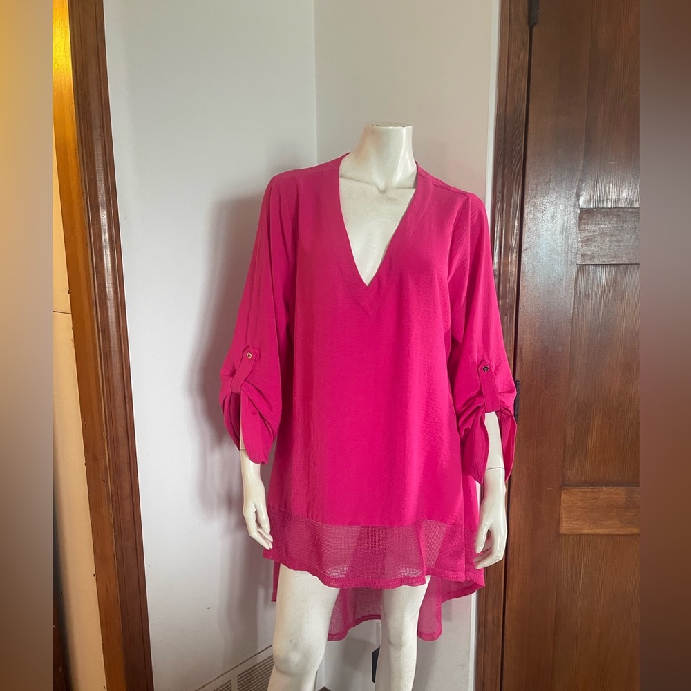 Women’s Fuchsia V-Neck Tunic Top